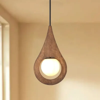 Modern minimalist chandelier/pendant light, farmhouse style chandelier makes your home more cozy. Living room chandelier/pendant light, kitchen island chandelier/pendant light, bedroom chandelier/pendant light, chandelier suitable for installation over dining table.This chandelier is in natural wood color with high-quality metal frames, forming a semicircular hollow cage, combining a modern and traditional feel to your home