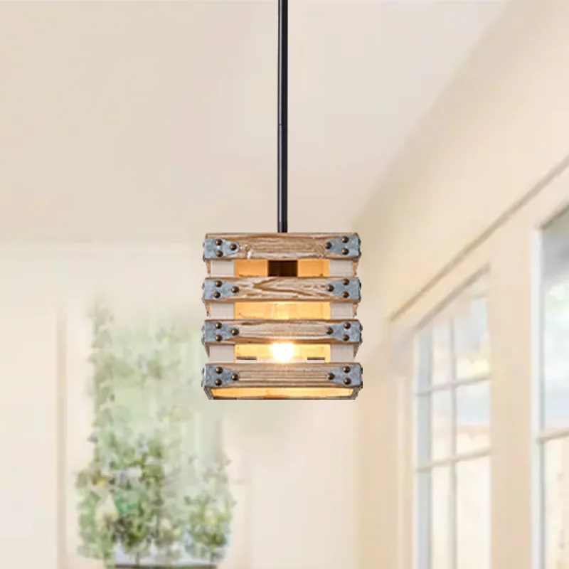 Modern minimalist chandelier/pendant light, farmhouse style chandelier makes your home more cozy. Living room chandelier/pendant light, kitchen island chandelier/pendant light, bedroom chandelier/pendant light, chandelier suitable for installation over dining table.This chandelier is in natural wood color with high-quality metal frames, forming a semicircular hollow cage, combining a modern and traditional feel to your home