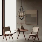 Diamond Epazo Pendant Light is a very American industrial style pendant light, the overall frame is made of black stainless steel with an openwork diamond frame, the center base is made of brass in the shape of a candelabra, and there are a total of six light sources to provide illumination, which is perfect for your minimalist home décor.