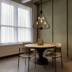 The combination of black and gold looks luxurious and noble. This chandelier is also the main recommendation of ins bloggers. The triangle Its shape makes it unique. If you also pay attention to home design, you definitely can’t miss this chandelier!This pendant lamp combines retro, industrial and modern styles of design. Make your house decoration look more elegant and fashionable.It has a total of 6 bulbs. The light bulbs are arranged in different ways to make the entire lamp look more layered.