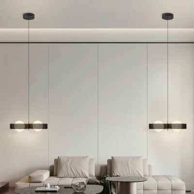 The Piaget Vintage 2 Pendant Light lamp body is made of fine iron. It has a delicate texture and a high-end touch. The lamp body is thick and weighty. The lampshade has a natural curvature, and there is no glare when viewed from the side. A warm light and shadow cuts through the space with a hint of tranquility and brightness, reflecting beautiful light and dark surfaces through different angles of light, and emitting shining and uniform light through the lampshade made of highly transparent material.